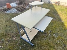 PC Computermöbel Bürotisch mit Rollen. Schreibtisch PC Holz. Guter Zustand!