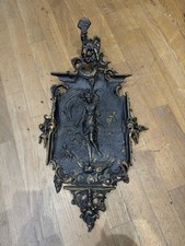 gusseiserne Wandrelief  ,Dame umgeben von Puten , 70x38cm - D.12