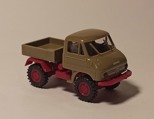 Modellauto auto unimog - ,