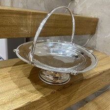 Antiker versilberter Obstkuchen- oder Brotkorb