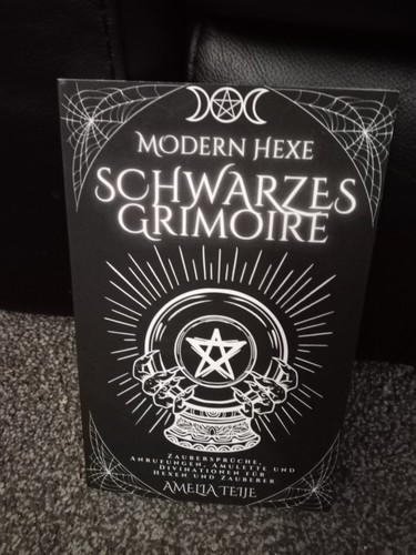 Moderne hexe schwarzes - moderne,