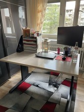 Hochwertiger Schreibtisch mit