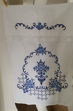 Omas Vorhängetuch für Handtuchhalter plus Tischdecken 60er Jahre