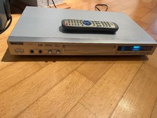 DVD Player* Dolby 5.1 * Karaokefunktion