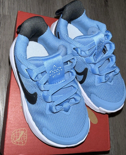 Nike revolution unisex - 7,