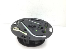 FIAT Barchetta 183 Pannenset 77820870 Bordwerkzeug für Ersatzradmulde