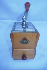 Alte Kaffeemühle / Mokkamühle von PeDe Dienes /  Vintage