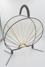 Stylischer Zeitungsständer