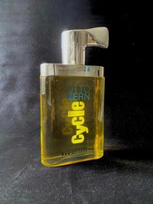 Große Parfümflakon (Factice)