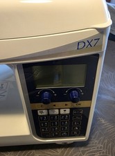 JUKI HZL DX7 Nähmaschine wie neu viel Zubehör Lupe Anschiebetisch Kniehebel 