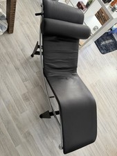 Designer Liege  LC4 Corbusier