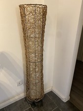 Ästhetische Stehlampe