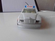 SIKU 1339 - 2  Mercedes 300 E