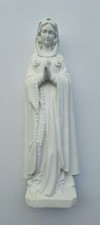 Statue Der Madonna Maria Rosa