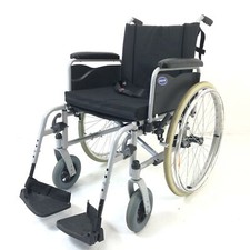 Rollstuhl Invacare Action 1 NG Faltrollstuhl Sb. 45 cm Transferrollstuhl K5375