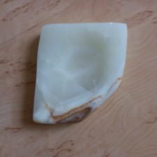 Schöner moderner Aschenbecher