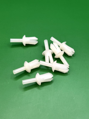 Spreitzniete set heckmatte - spreitzniete,
