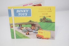 B93 CATALOGUE FOLDER LEAFLET