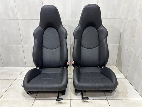 Porsche 911 997 seats - porsche,