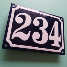 HAUSNUMMER 234 = Antikes