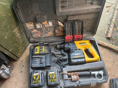 Dewalt dw004 akku - dewalt,