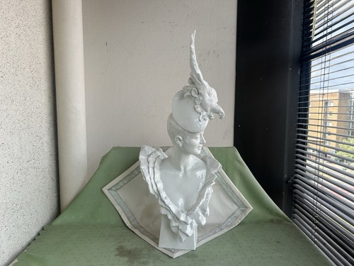 Schöne große meissen figur - meissen,