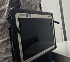 Robust Panasonic Toughpad CF33