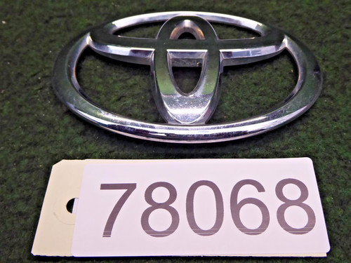 Emblem logo hinten - toyota, iq