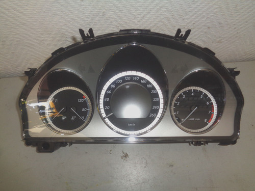 Mercedes w204 c200 - mercedes,