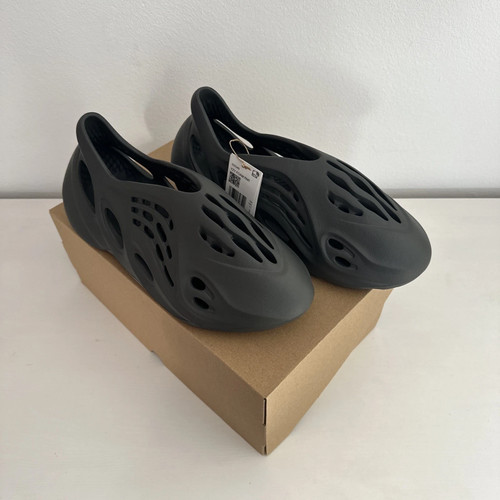 Adidas yeezy foam - yeezy, rnr