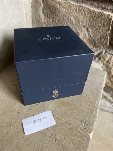 Corum vintage uhrenbox - ,