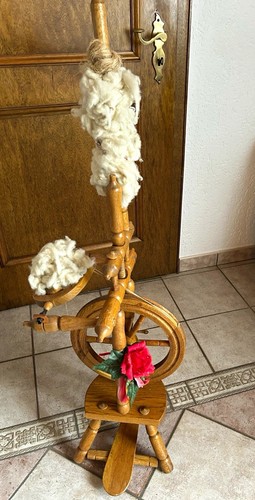 Holz spinnrad bock - holz-spinnrad, bock,