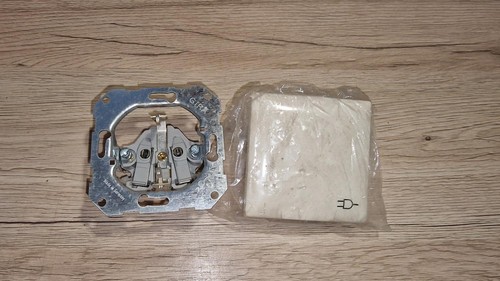 Gira steckdose schuko mit - gira,