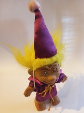 Zaubertroll - 90er - Trollies mit lilanem Umhang und Kapuze