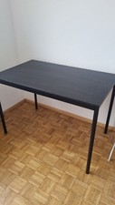 Tisch schwarz