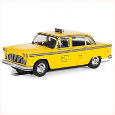 Scalextric C4432 Checker Cab "1977 NYC Taxi" 1:32 Slotcar Auto mit Licht
