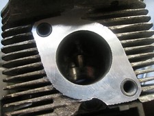 Porsche 911 Zylinderkopf Gewinde abgasseitig instand-setzen, Dichtfläche planen