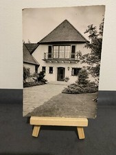 Vintage Postkarte Haus, Einfamilienhaus, Garten, Anwesen, Familie, Zuhause, 1960