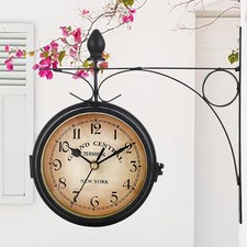 Zweiseitige Bahnhofsuhr