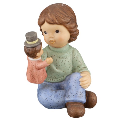 Junge mit handpuppe goebel - junge,