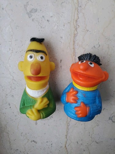 Ernie und bert fingerpuppen - und,
