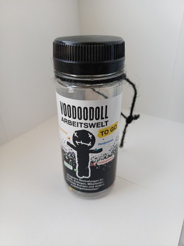 Voodoo puppe für - puppe, arbeitsplatz