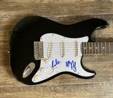 * THE AVALANCHES * signed