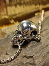 Halskette silber totenkopf - in,