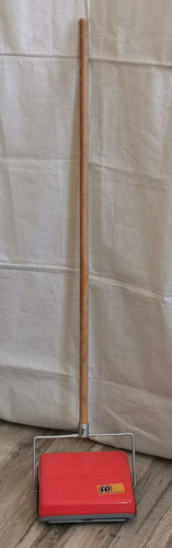 Seltener kinder teppichkehrer - seltener,
