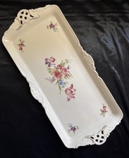 Serviertablett aus Porzellan