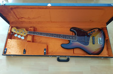 Fender American Vintage II 1966 Jazz Bass RW 3-Color Sunburst