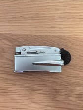 VINTAGE RETRO PENGUIN