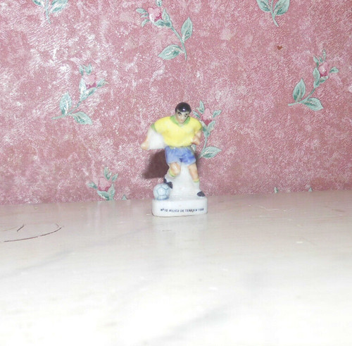 Porzellan-Figur-Fußballspiele