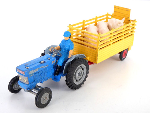 Corgi beast carrier ford - corgi,